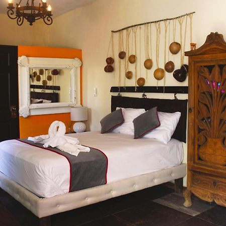 Casa Aluxes Hotel Valladolid  Eksteriør bilde