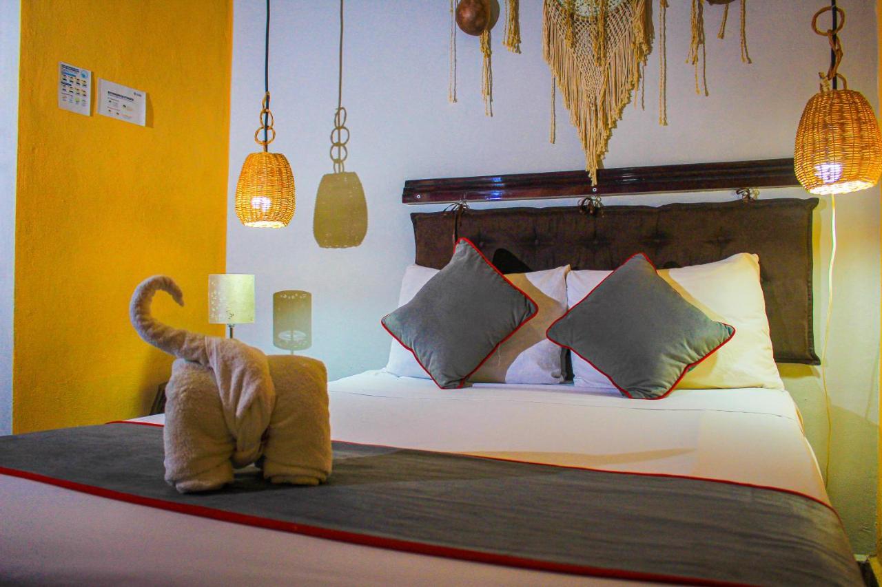 Casa Aluxes Hotel Valladolid  Eksteriør bilde