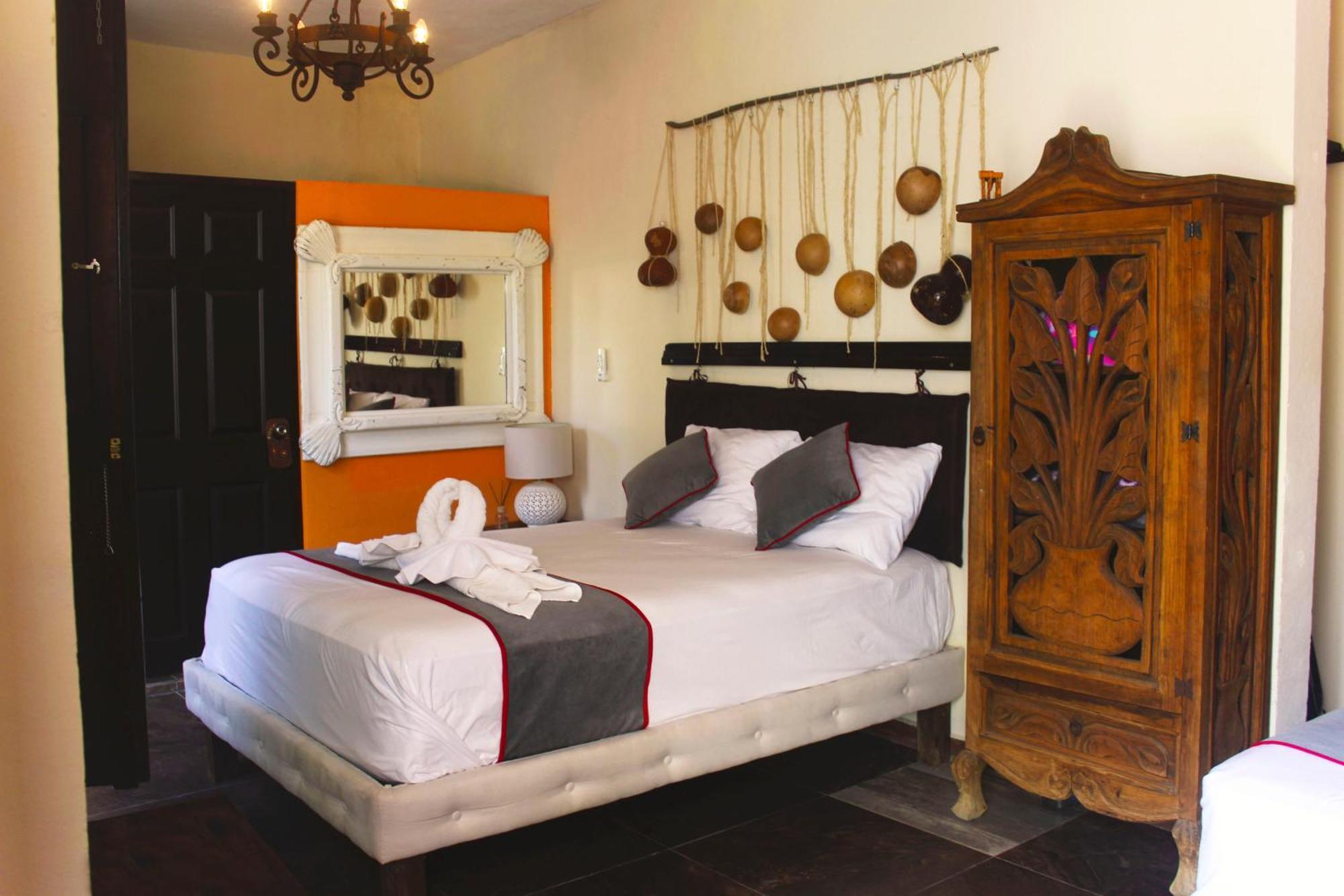 Casa Aluxes Hotel Valladolid  Eksteriør bilde